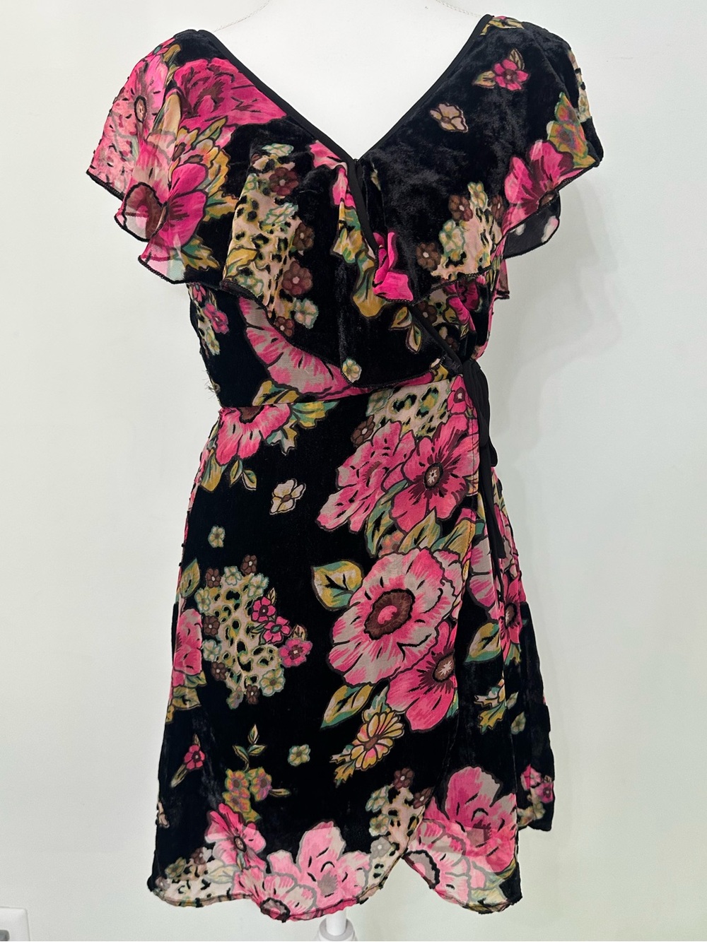 Band of Gypsies Black Pink Floral Mini Wrap Dress